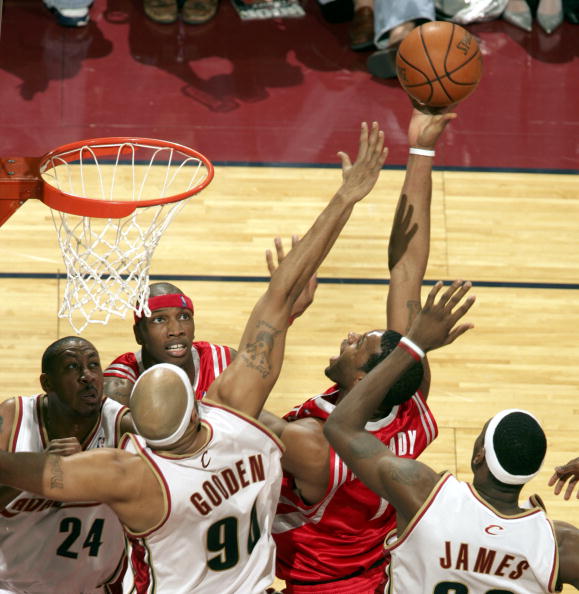 打法饱受争 打法饱受争