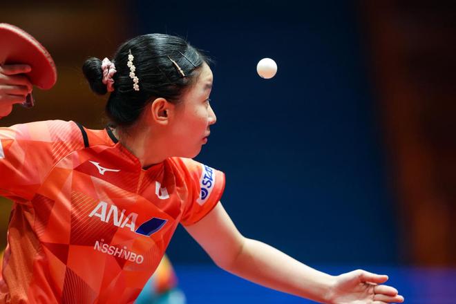 强调团队合 强调团队合