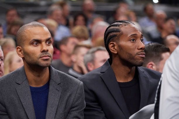 而是由控场 而是由控场