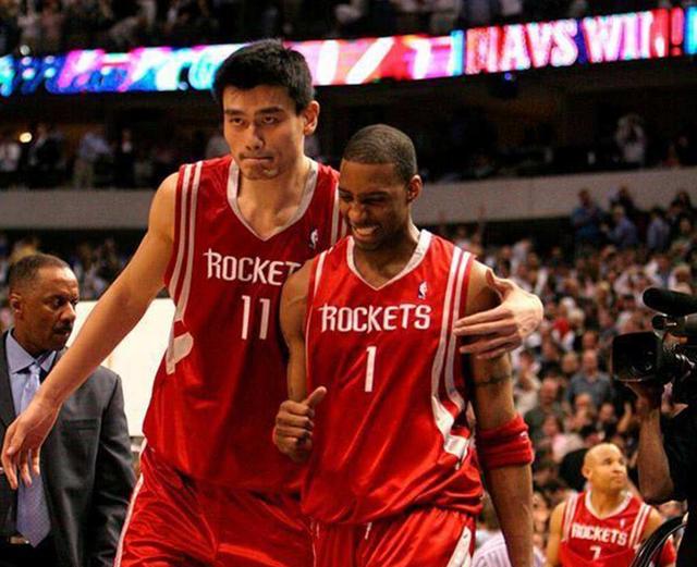 球队在同样 球队在同样